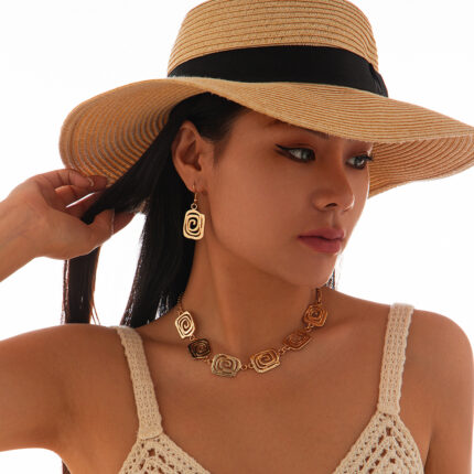 New Ins-style Irregular Alloy Necklace Set: Geometric Wave Threaded Choker for Women