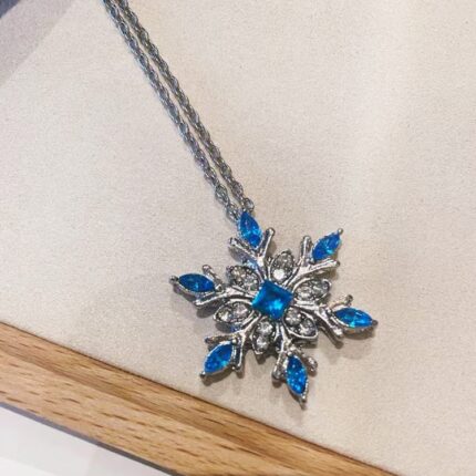 3A Blue Zircon Snowflake Pendant Necklace Charm Water Blue Snowflake Necklace
