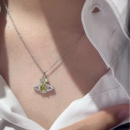 New Light Luxury Inlaid Zirconia Necklace Set Senior Sense of Simplicity Saturn Choker and Bracelet