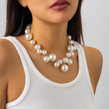 Exaggerated Short Style Large Beaded Necklace Women's Choker Punk Style Pearl Necklace